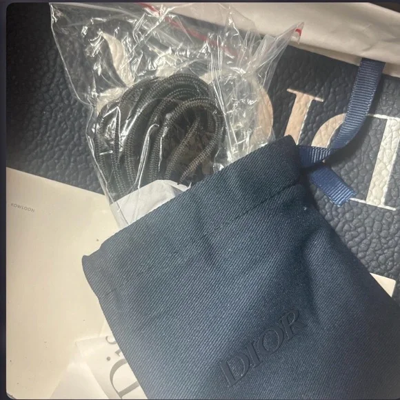 Dior Men's Black Mesh & Leather Chunky-Sole Sneakers with Cream Midsole - Picture 4 of 7